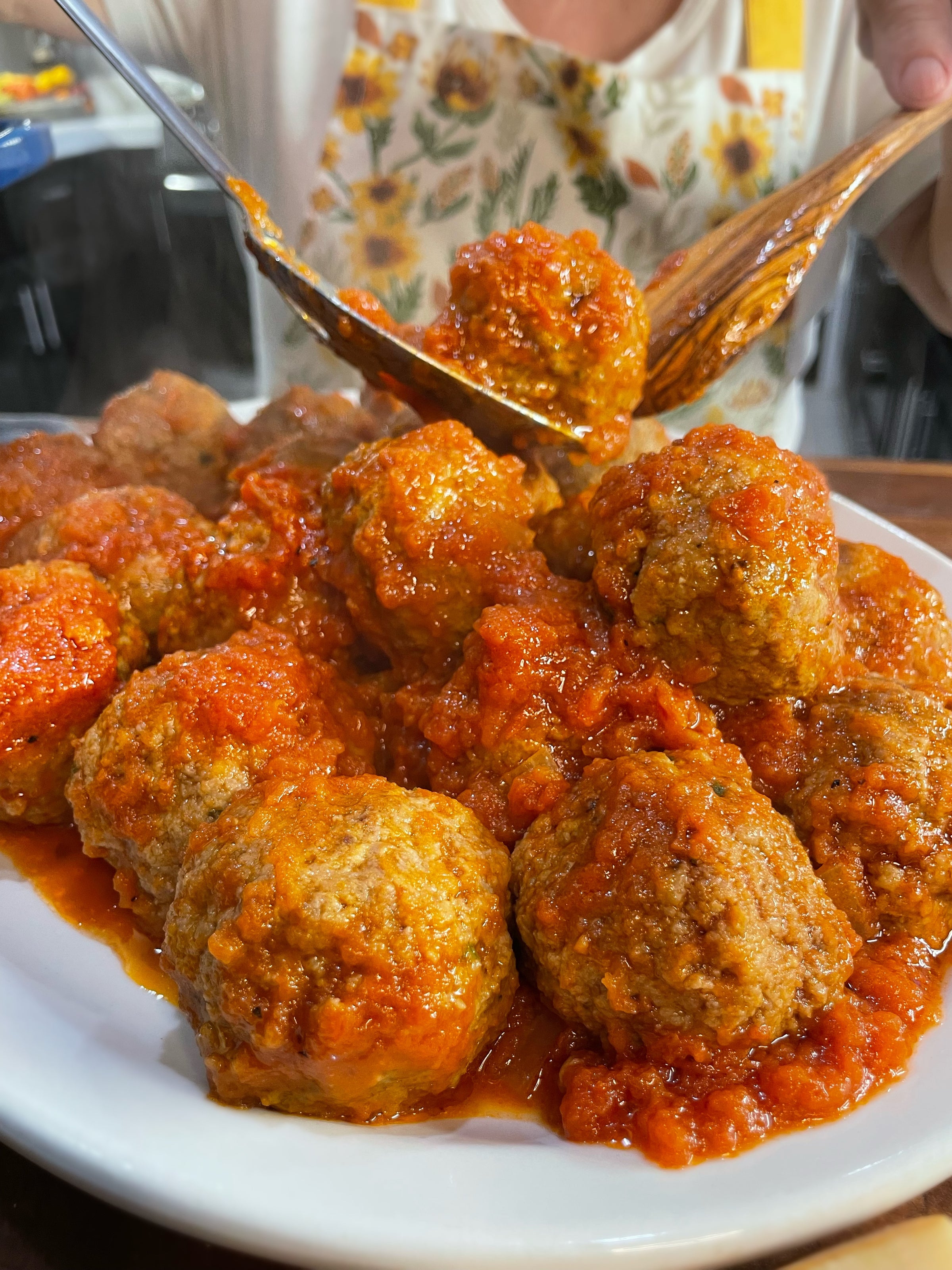 Polpette al sugo (Meatballs in sauce)