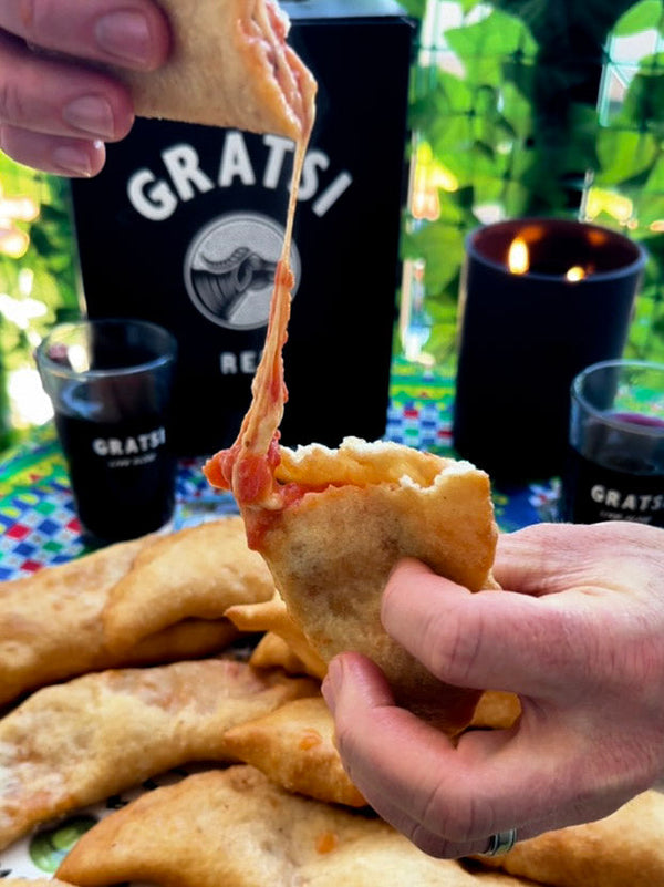 Panzarotti: Deep-Fried Dough Pockets Filled with Cheese and Tomato