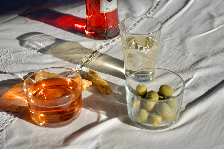 How to Make an Italian Aperitivo