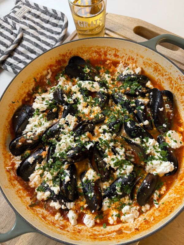 Greek Mussels Saganaki