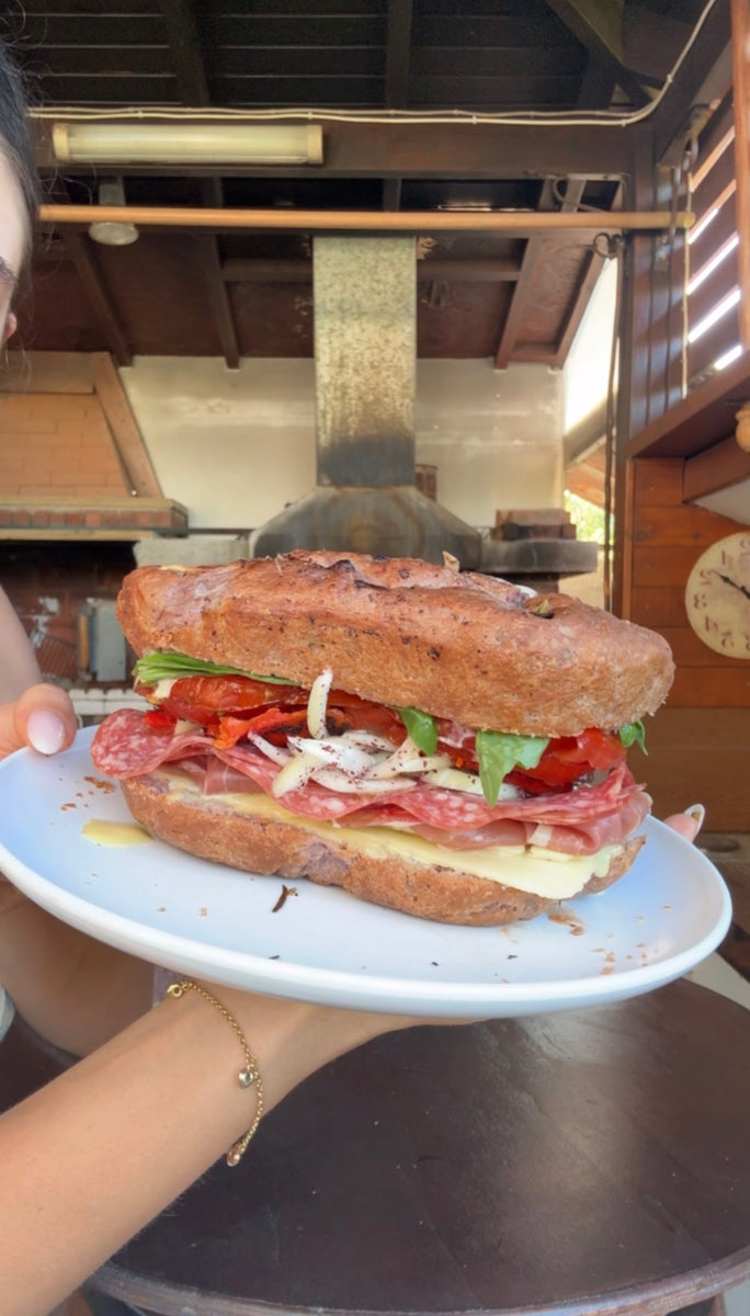 Gratsi Red Wine Infused Bread