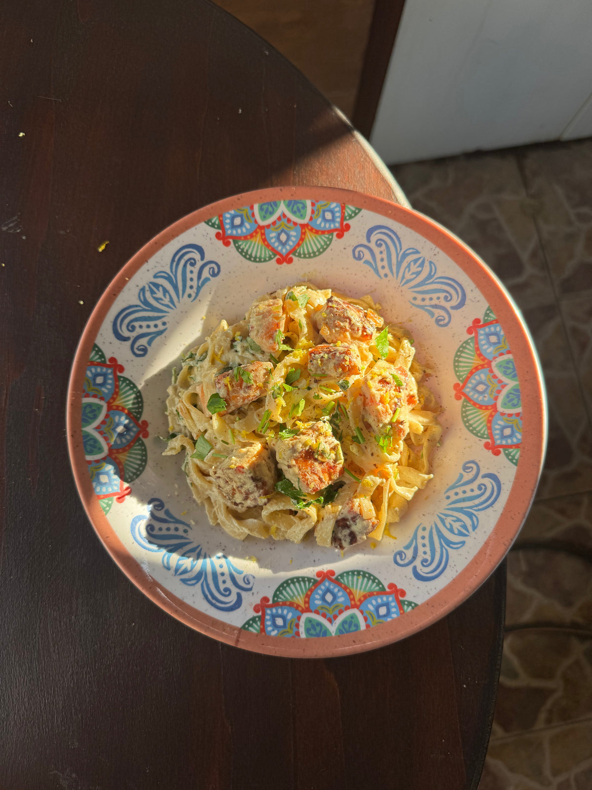 Creamy Honey Garlic Salmon Pasta