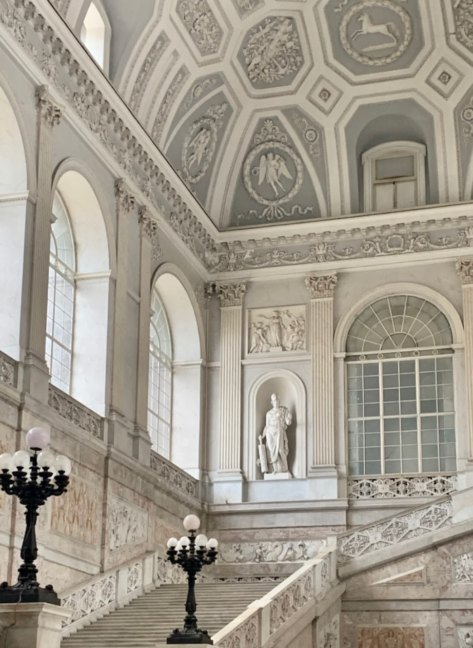Exploring Naples: Food, History & the Blue City | Gratsi