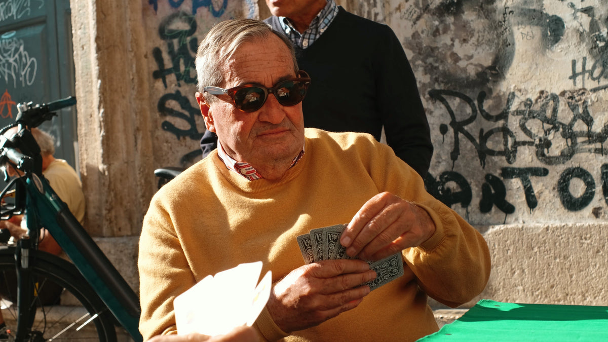 Le Carte da Gioco: A Guide to Italian Playing Card Games