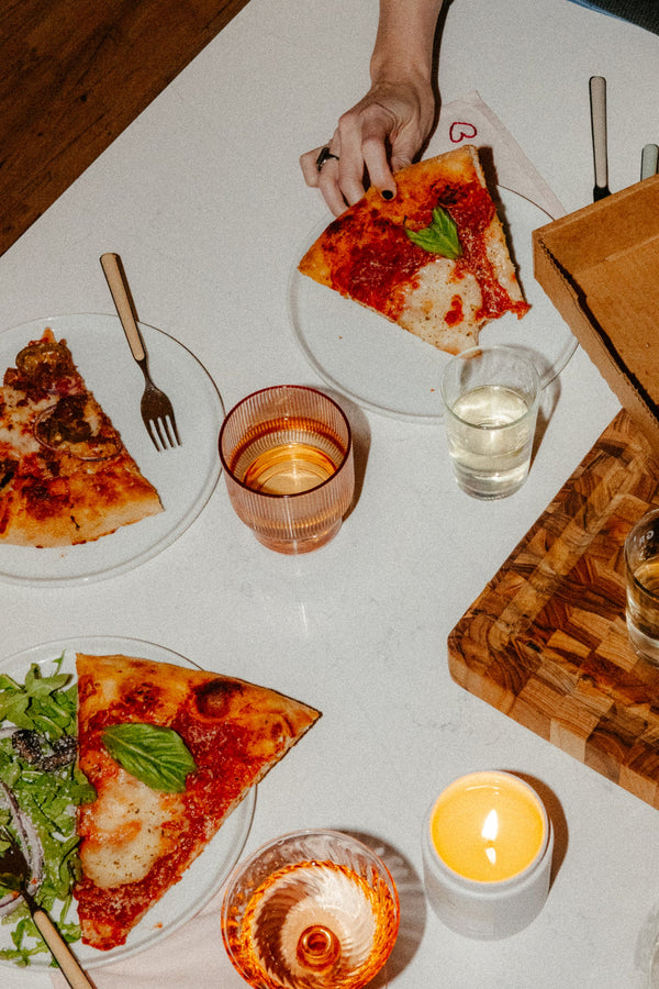 4 Perfect Pizza and Wine Pairings: What to Drink with Every Slice