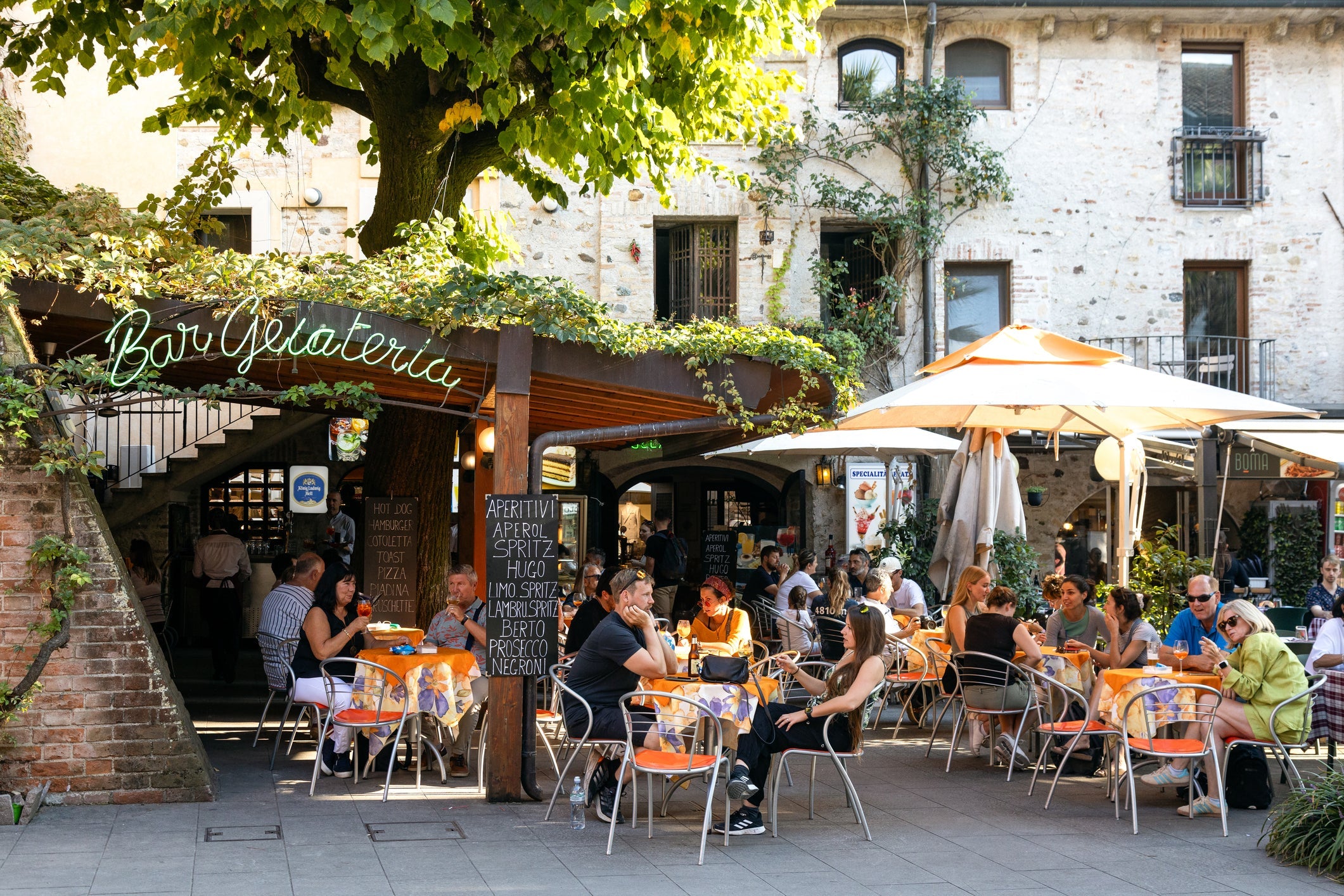 The Aperitivo & The Aperitif: Italy and France's Pre-Dinner Ritual