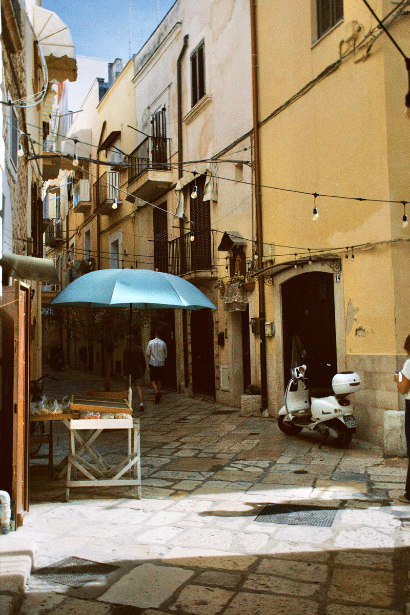 Travel lifestyle image 